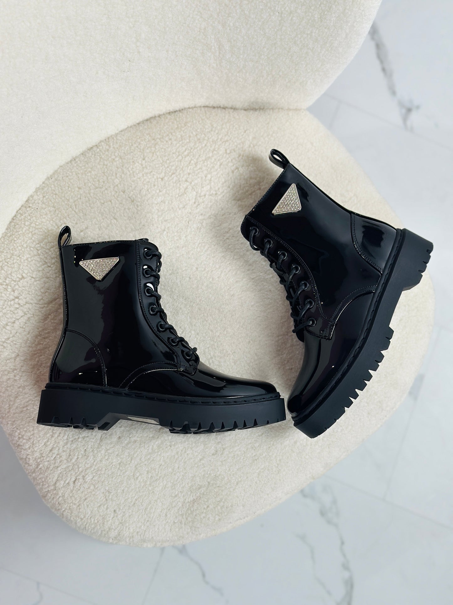 Wunderschön gefertigte Orthopädische Stiefel