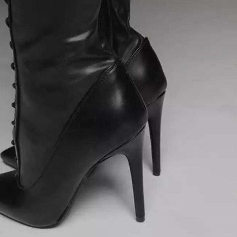 Klassische Orthopädische Stiefel mit zeitlosem Stil