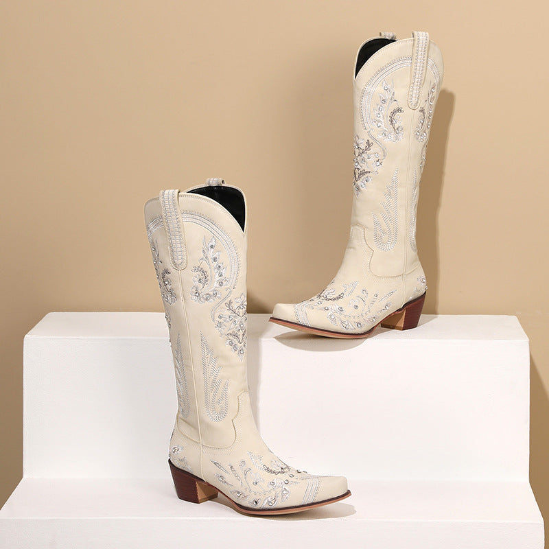Anmutige Orthopädische Stiefel für modernen Look