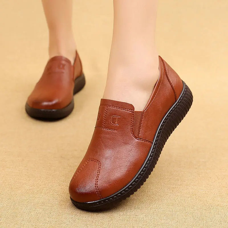 Maßgeschneiderte und bequeme orthopädische Ballerinas