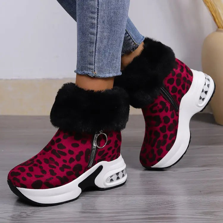 Stützende und trendige orthopädische Stiefel