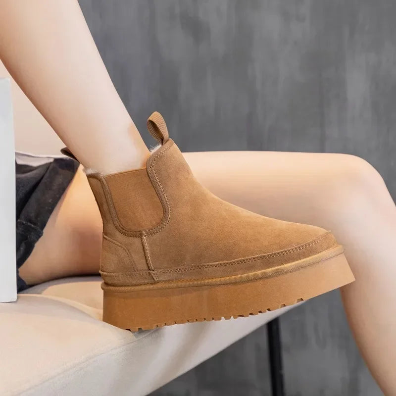 Lässige und stützende orthopädische Stiefel
