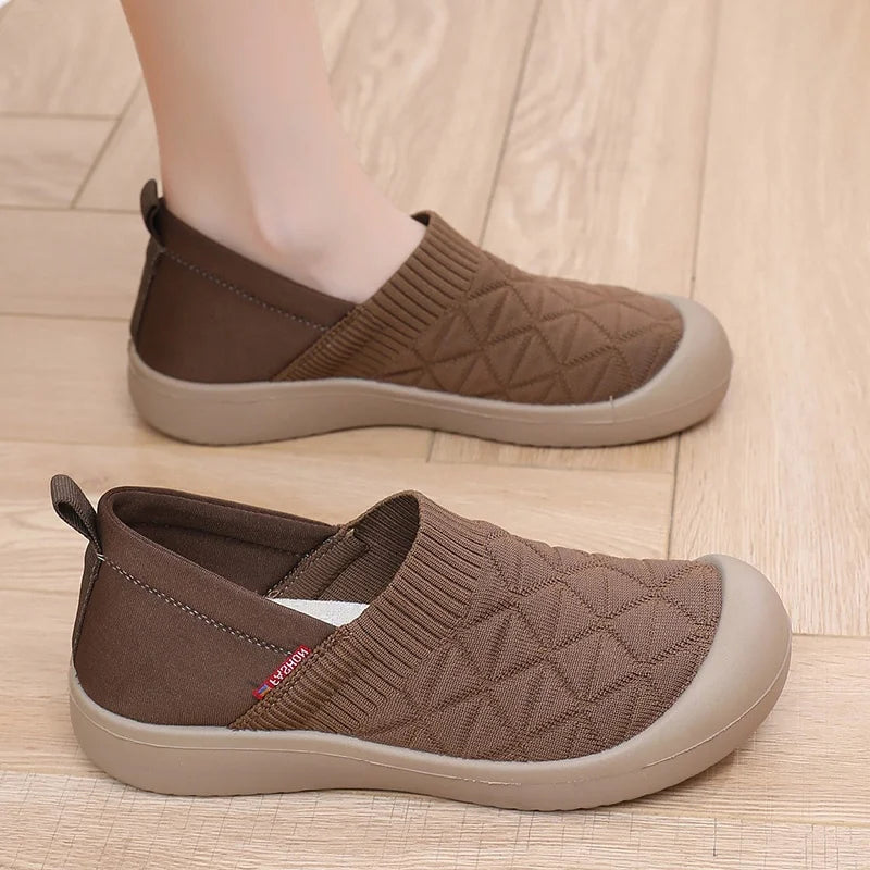 Elegante und stützende orthopädische Schuhe
