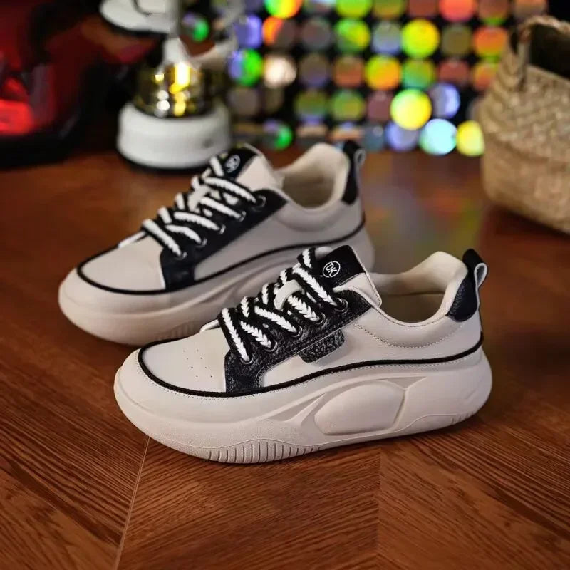 Modische und stützende orthopädische Turnschuhe