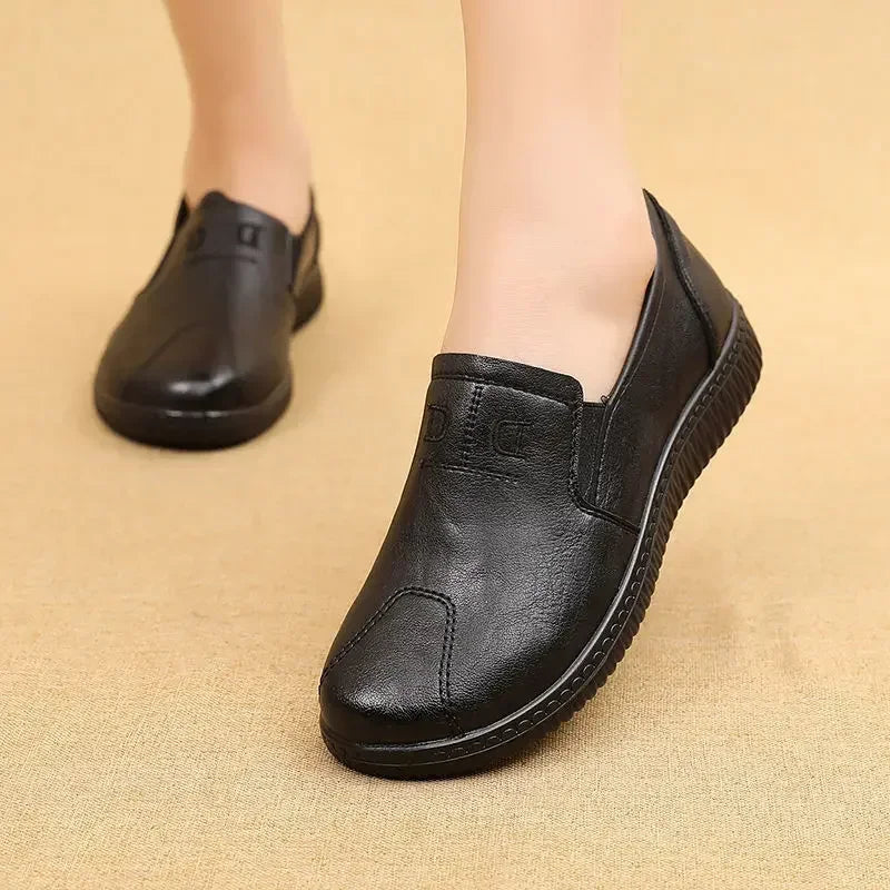 Stützende und stilvolle orthopädische Schuhe