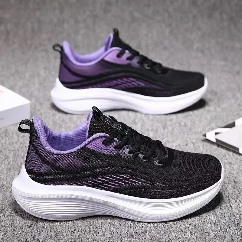 Stützende und trendige orthopädische Schuhe