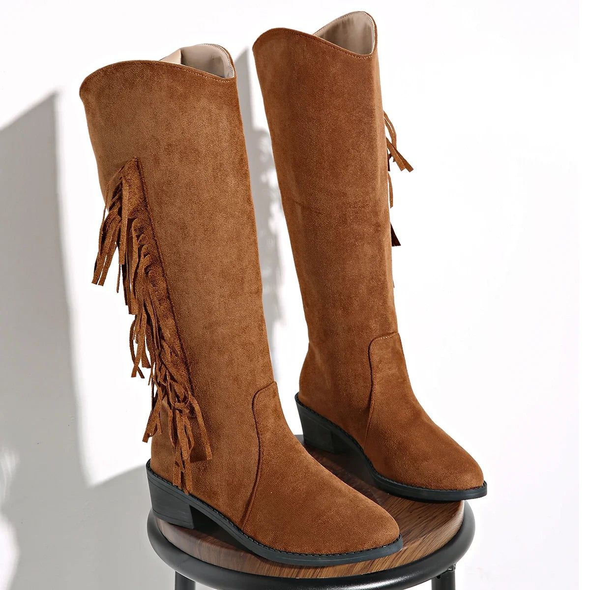 Maßgeschneiderte und bequeme orthopädische Stiefel
