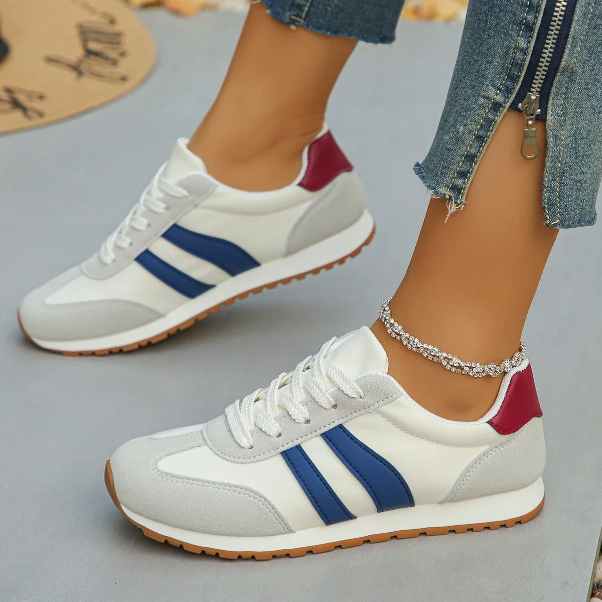 Bequeme und modische orthopädische Turnschuhe