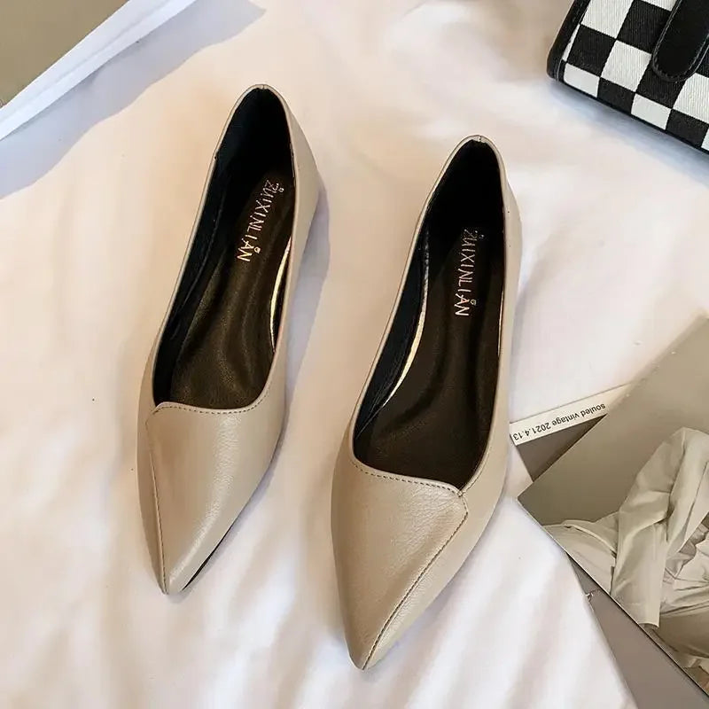 Maßgeschneiderte und bequeme orthopädische Ballerinas