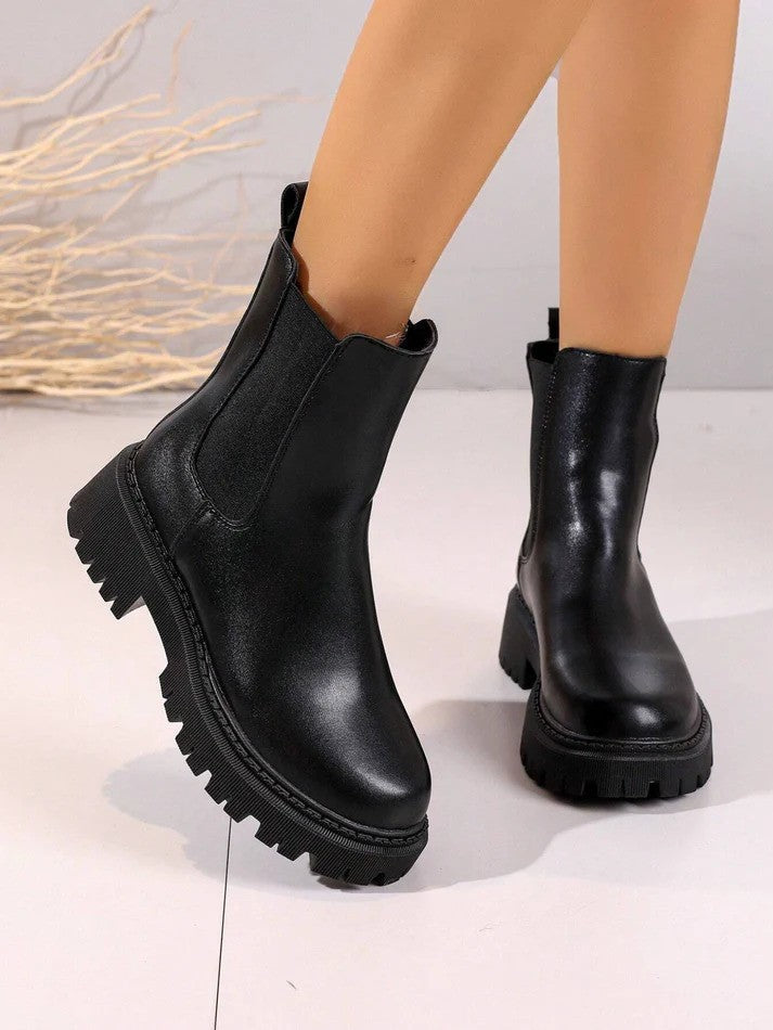 Klassische Orthopädische Stiefel mit zeitlosem Stil