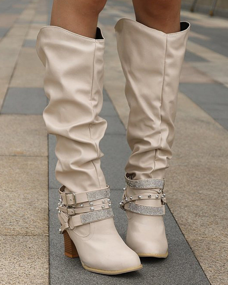 Anmutige Orthopädische Stiefel für modernen Look