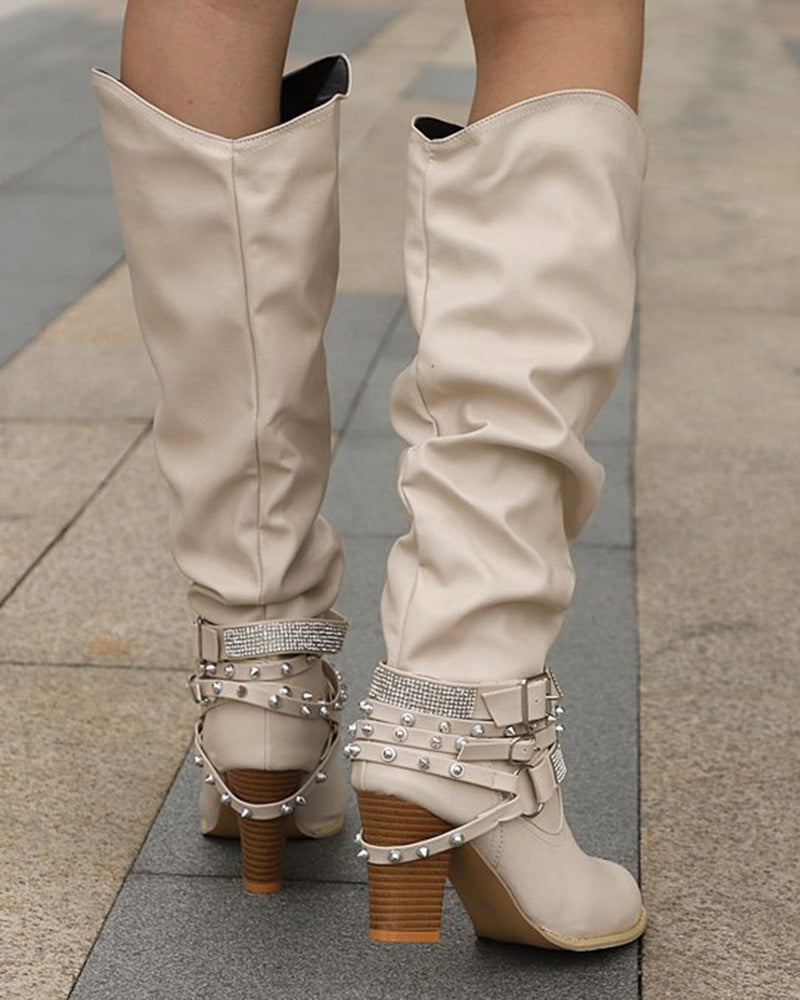 Anmutige Orthopädische Stiefel für modernen Look