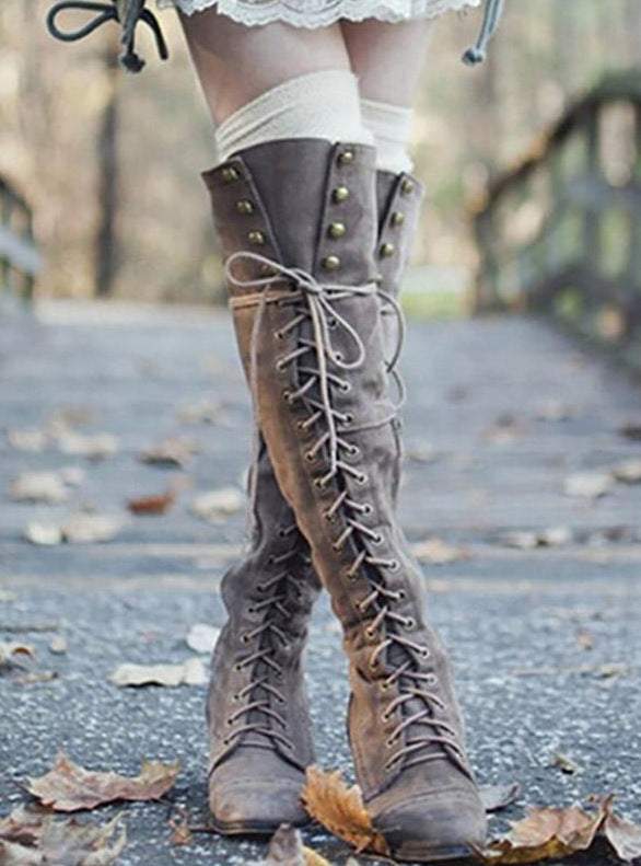 Anmutige Orthopädische Stiefel für modernen Look
