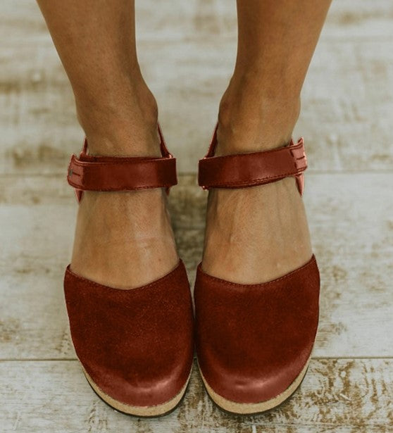 Anmutige Orthopädische Sandalen für modernen Look