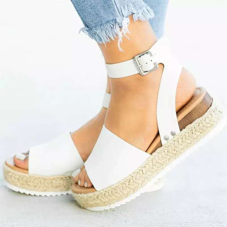 Klassische Orthopädische Sandalen mit zeitlosem Stil