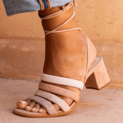 Anmutige Orthopädische Sandalen für modernen Look