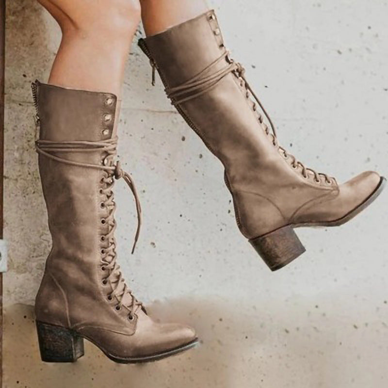 Anmutige Orthopädische Stiefel für modernen Look