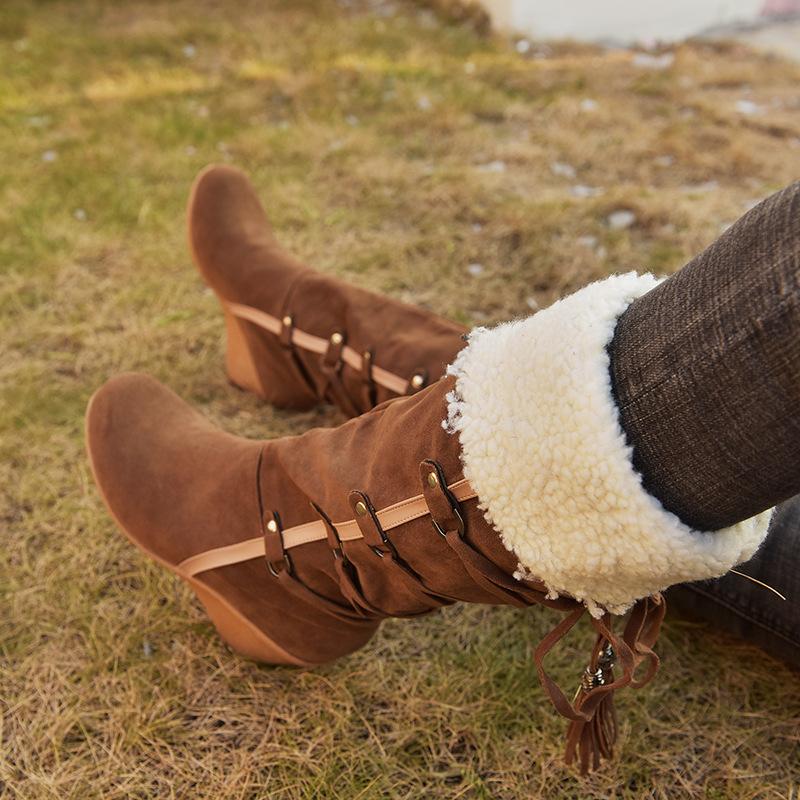 Schicke Orthopädische Stiefel mit einzigartigem Design