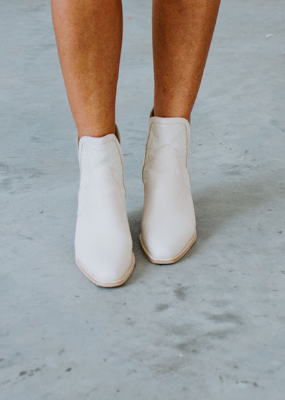 Klassische Orthopädische Stiefel mit zeitlosem Stil