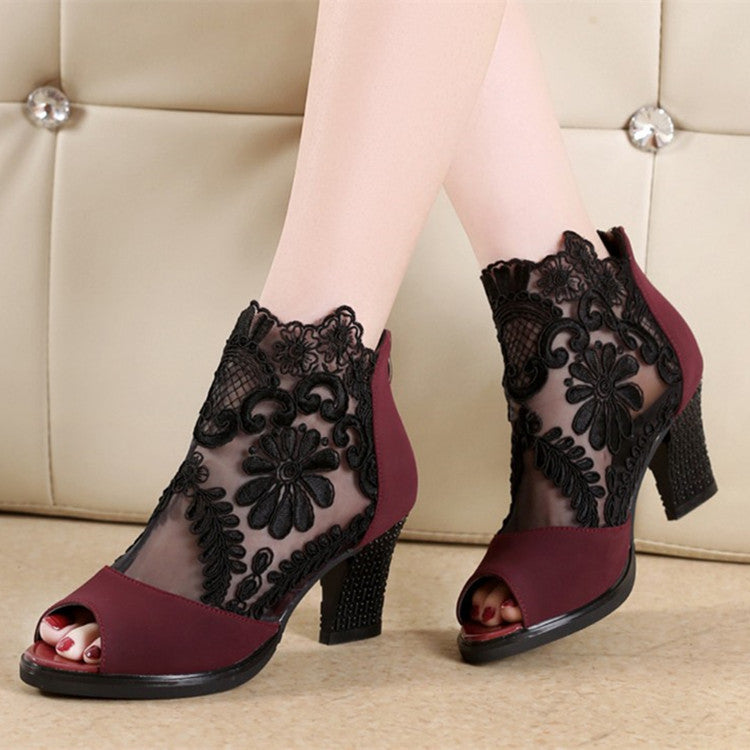 Anmutige Orthopädische Sandalen für modernen Look