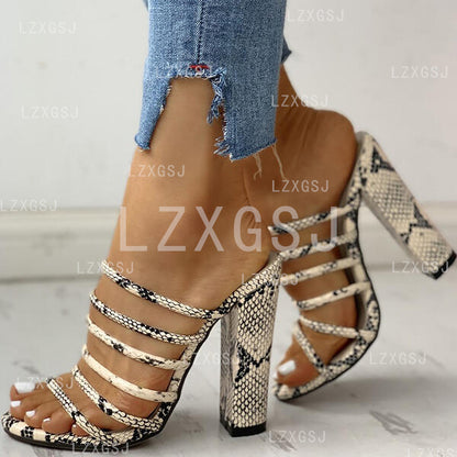 Wunderschön gefertigte Orthopädische Sandalen