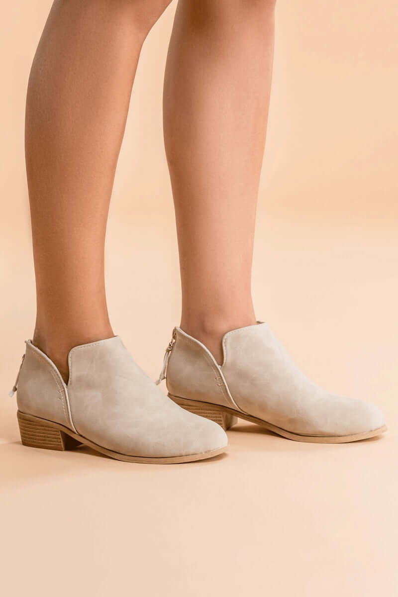 Schicke Orthopädische Schuhe mit einzigartigem Design