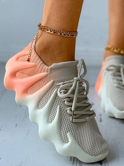 MW und luftige Sneakers