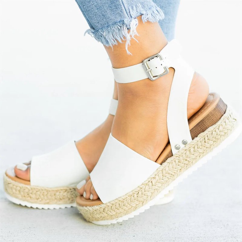 Anmutige Orthopädische Sandalen für modernen Look