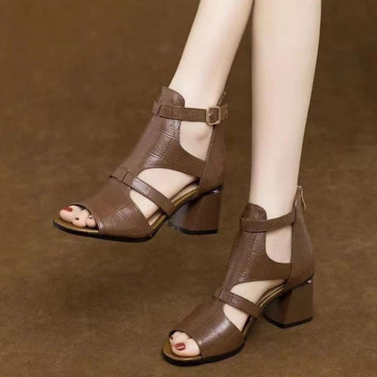 MW | Sandalen im römischen Stil