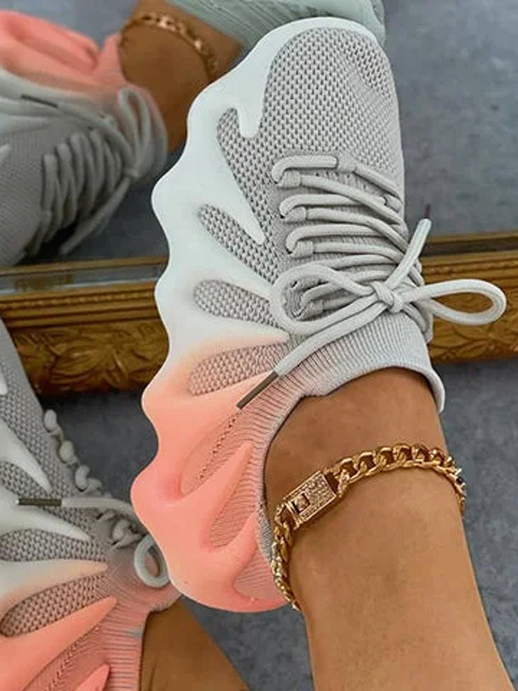 MW und luftige Sneakers