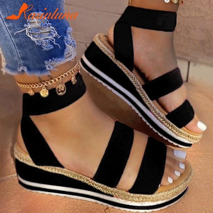 Elegante Orthopädische Sandalen für jeden Schritt