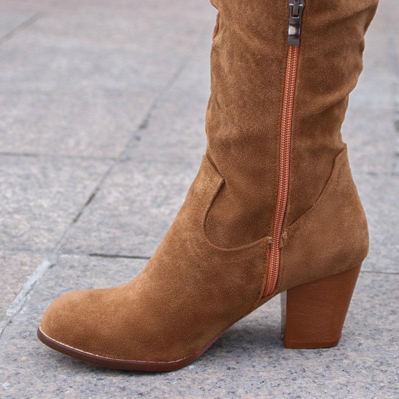 Anmutige Orthopädische Stiefel für modernen Look