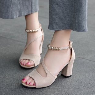 Anmutige Orthopädische Sandalen für modernen Look