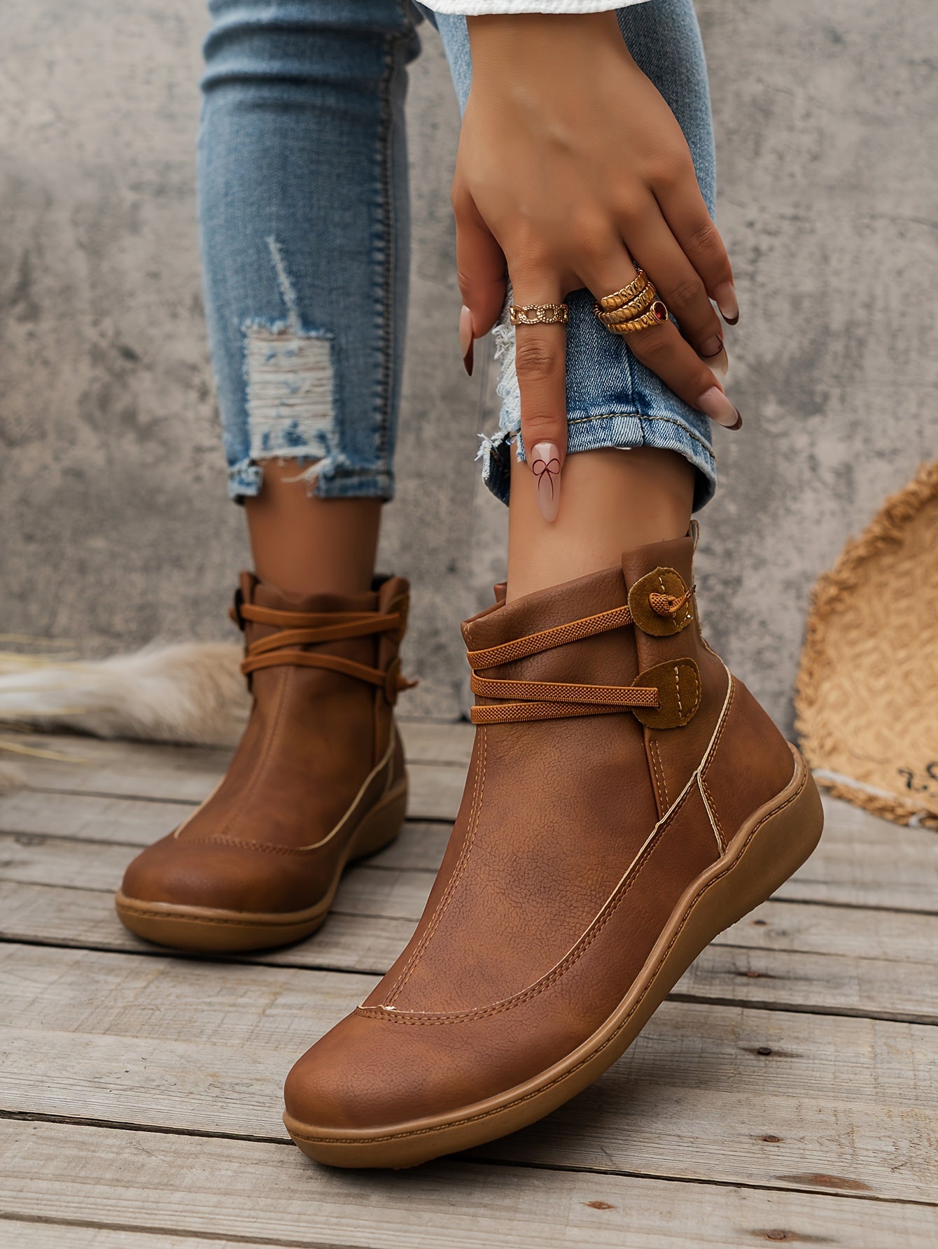 Schicke Orthopädische Stiefel mit einzigartigem Design