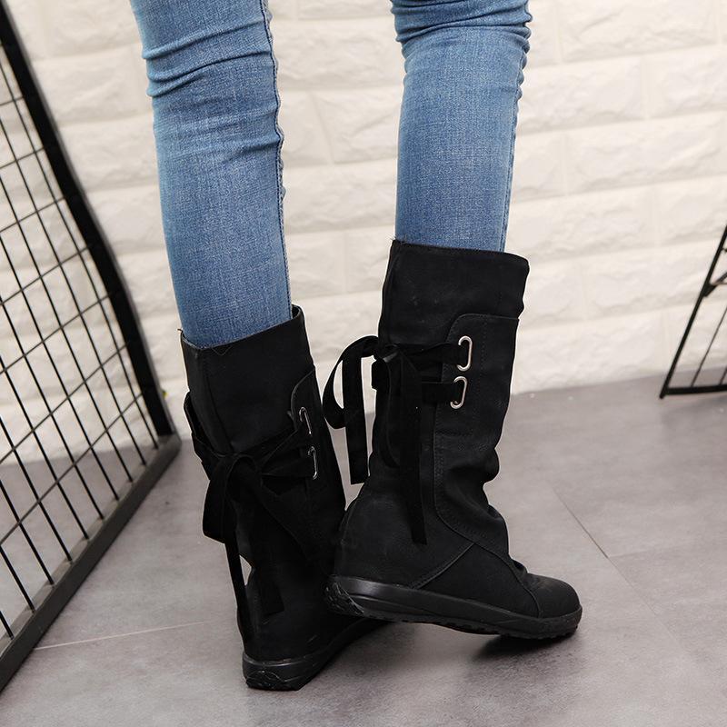 Anmutige Orthopädische Stiefel für modernen Look