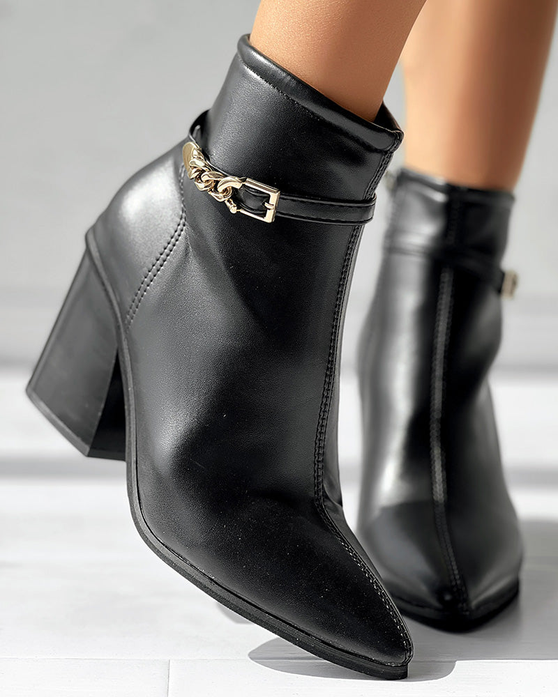 Klassische Orthopädische Stiefel mit zeitlosem Stil