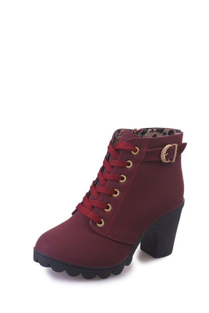 Wunderschön gefertigte Orthopädische Stiefel