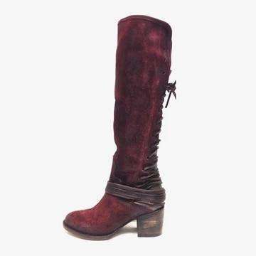 Schicke Orthopädische Stiefel mit einzigartigem Design