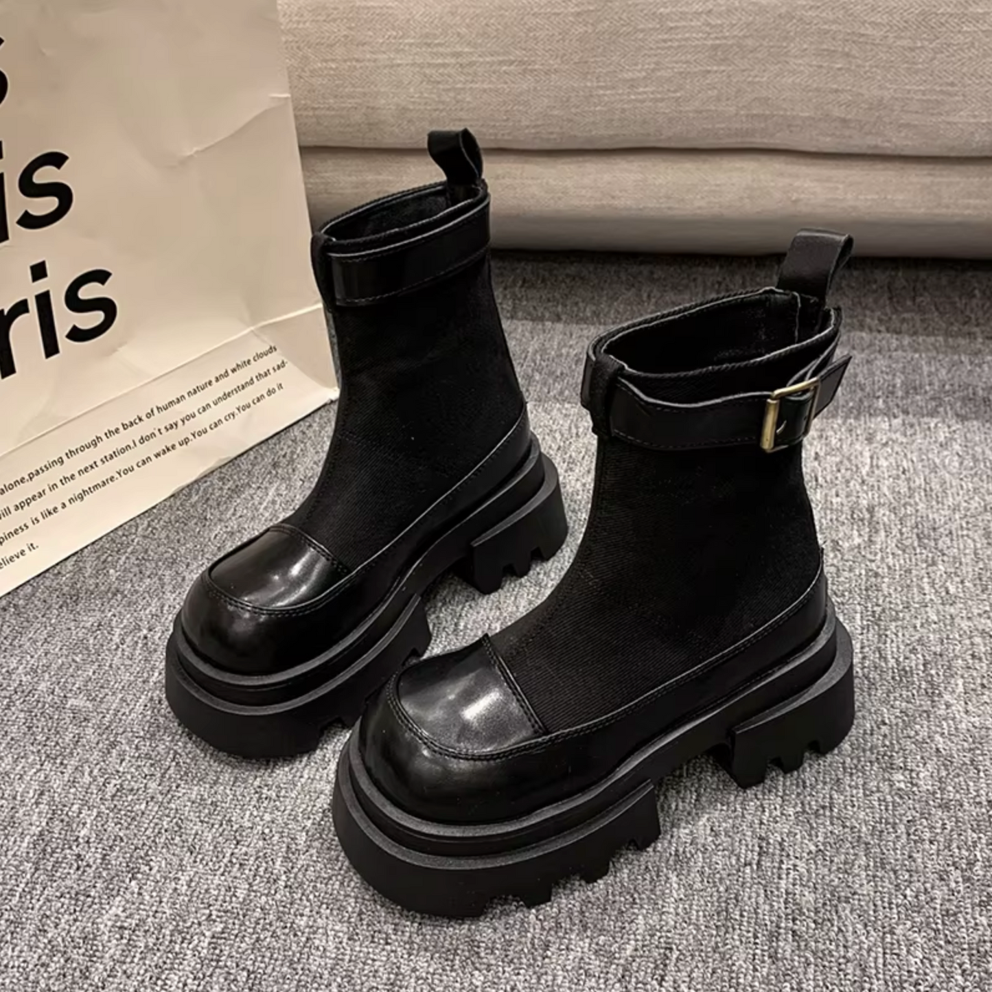 Wunderschön gefertigte Orthopädische Stiefel