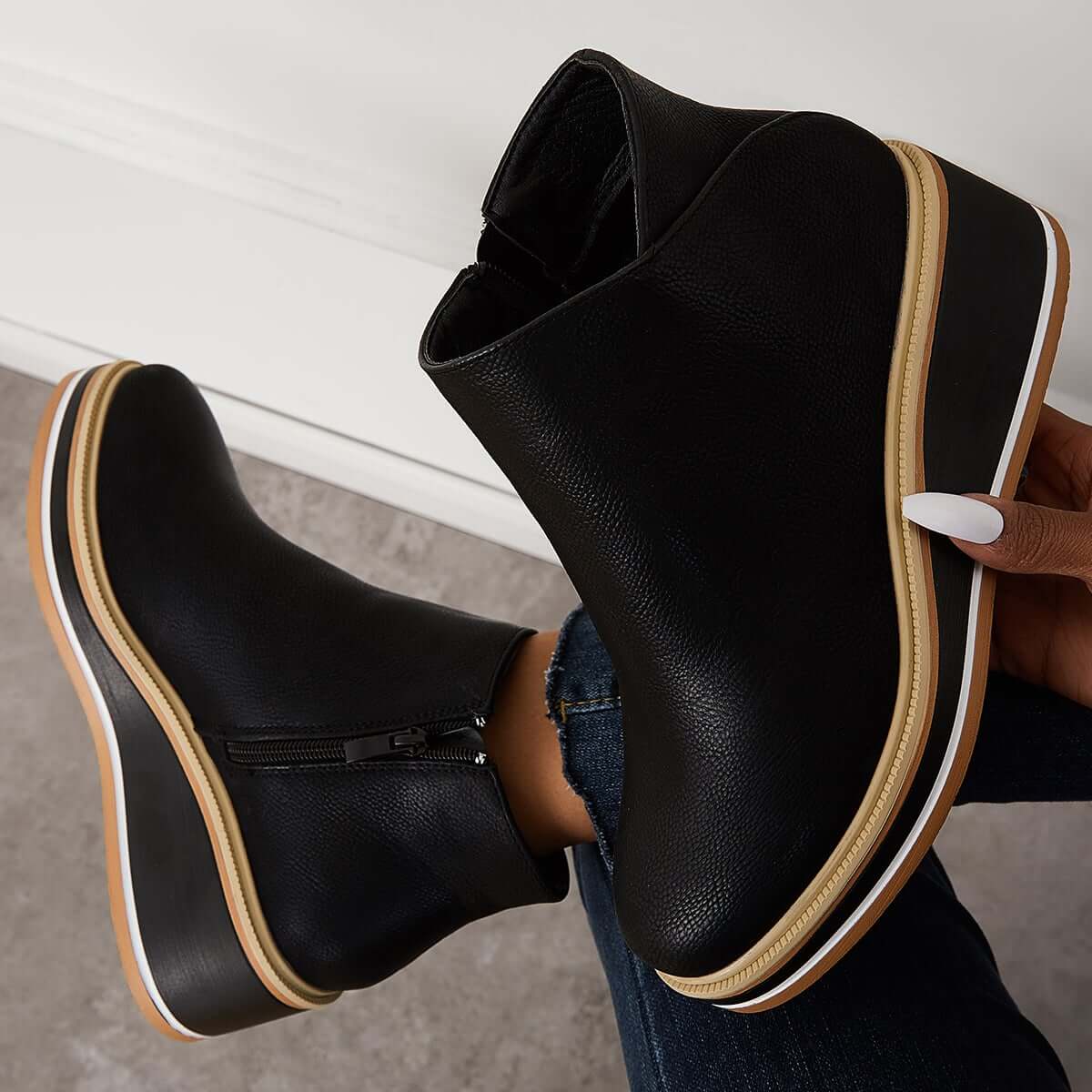 Anmutige Orthopädische Stiefel für modernen Look