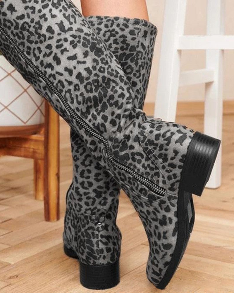 Anmutige Orthopädische Stiefel für modernen Look