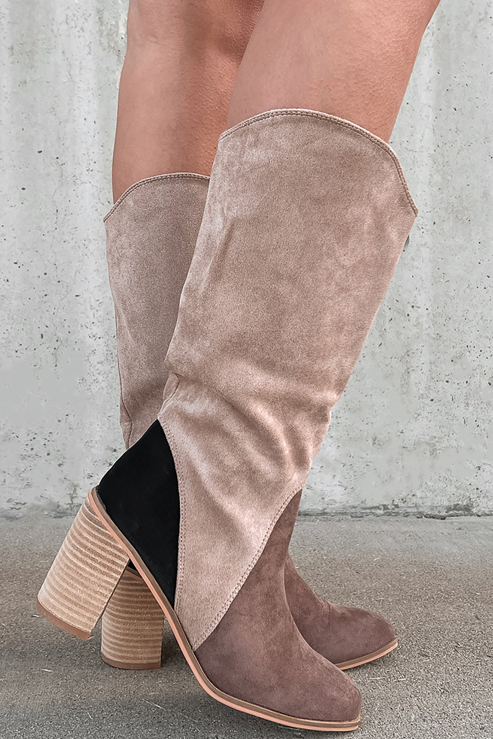 Anmutige Orthopädische Stiefel für modernen Look