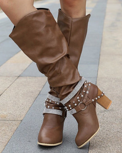 Anmutige Orthopädische Stiefel für modernen Look