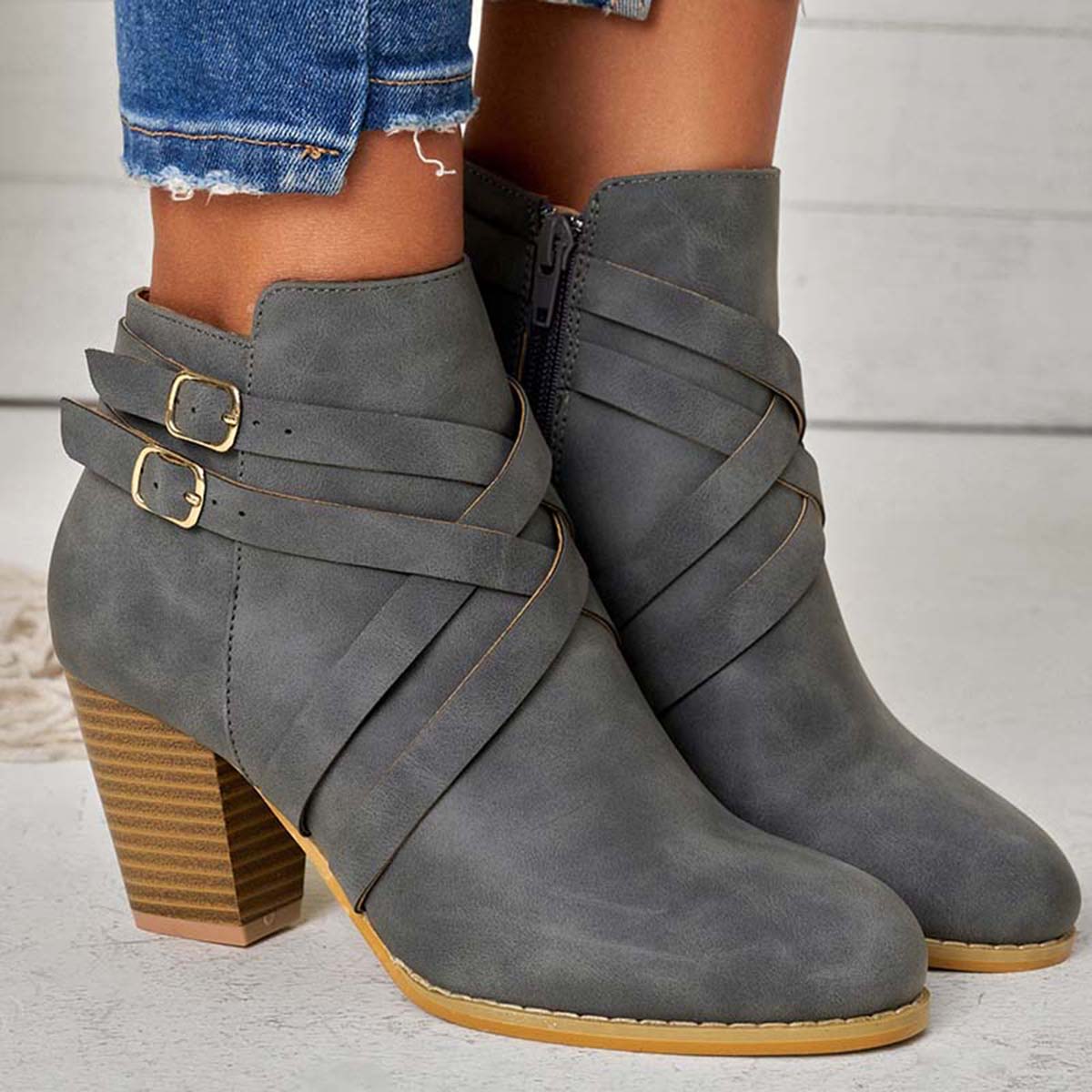 Klassische Orthopädische Stiefel mit zeitlosem Stil