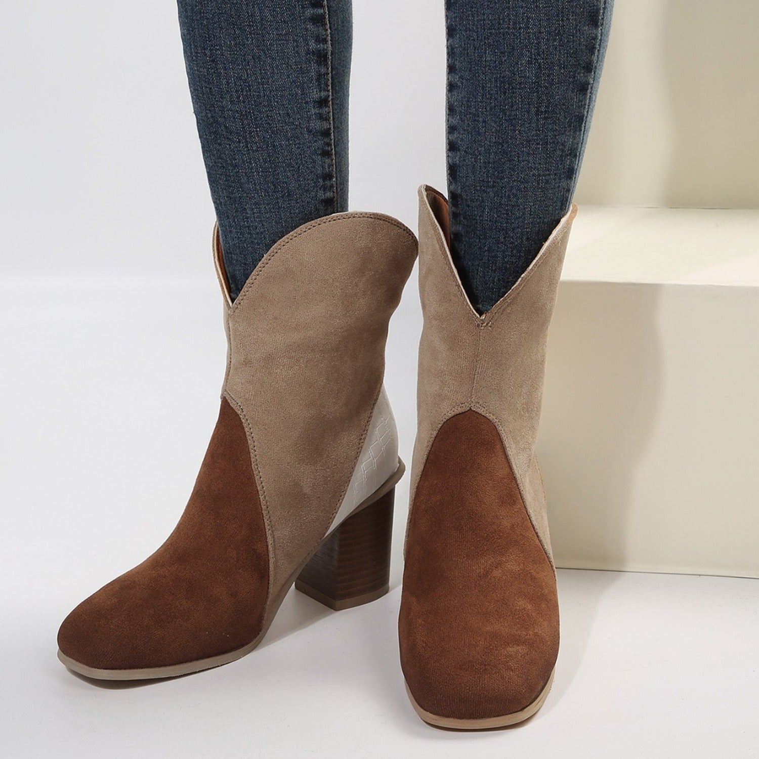 Pamela® | Durable orthopedic boots