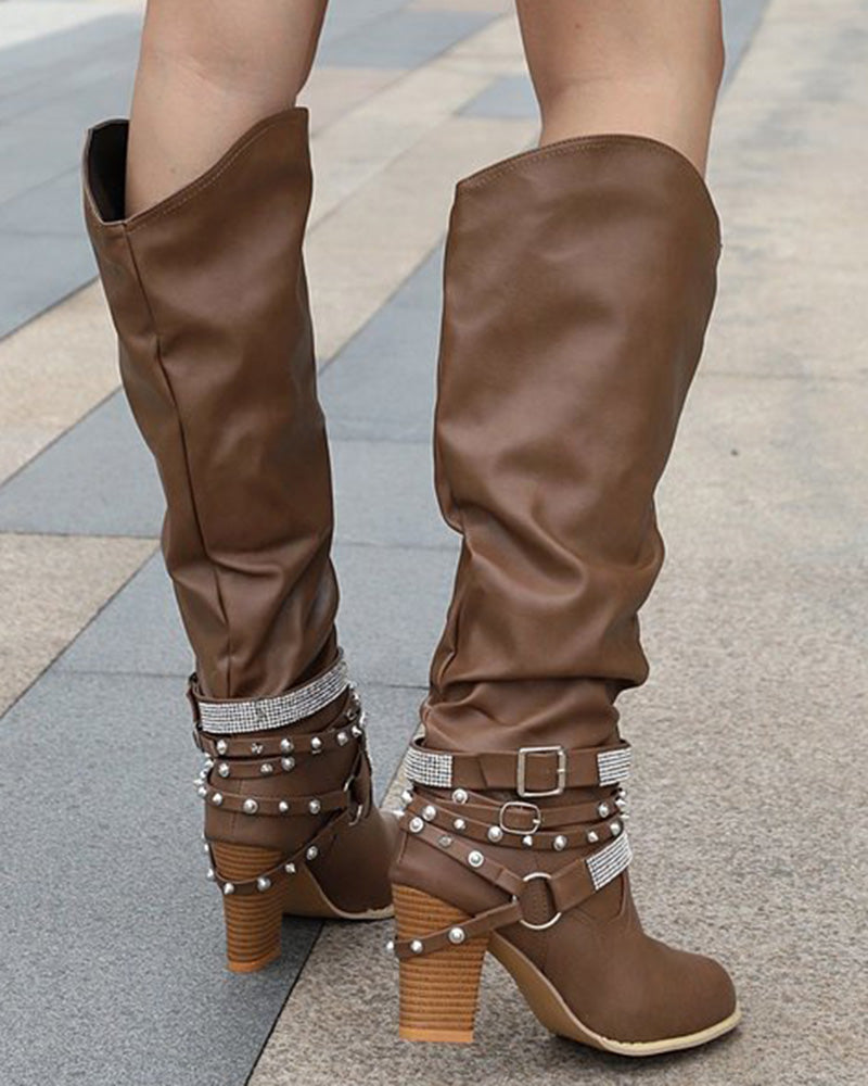 Anmutige Orthopädische Stiefel für modernen Look