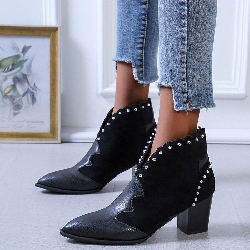 Wunderschön gefertigte Orthopädische Stiefel