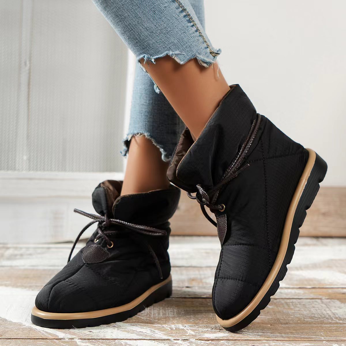 Schicke Orthopädische Stiefel mit einzigartigem Design