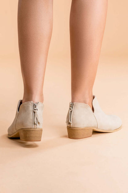 Schicke Orthopädische Schuhe mit einzigartigem Design
