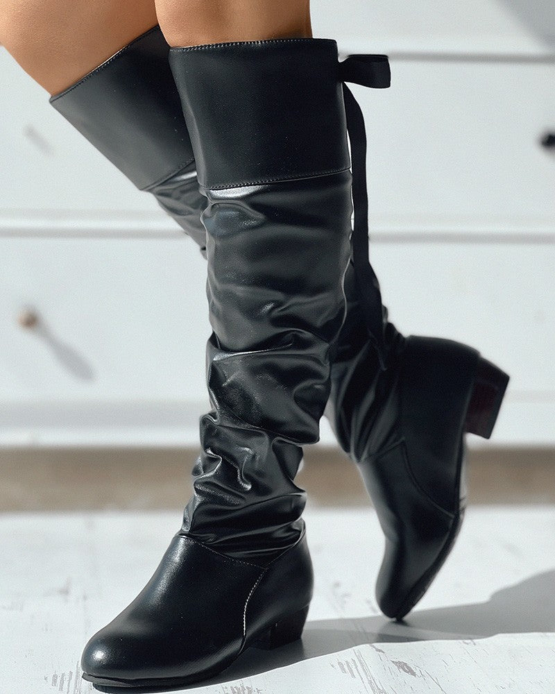 Anmutige Orthopädische Stiefel für modernen Look